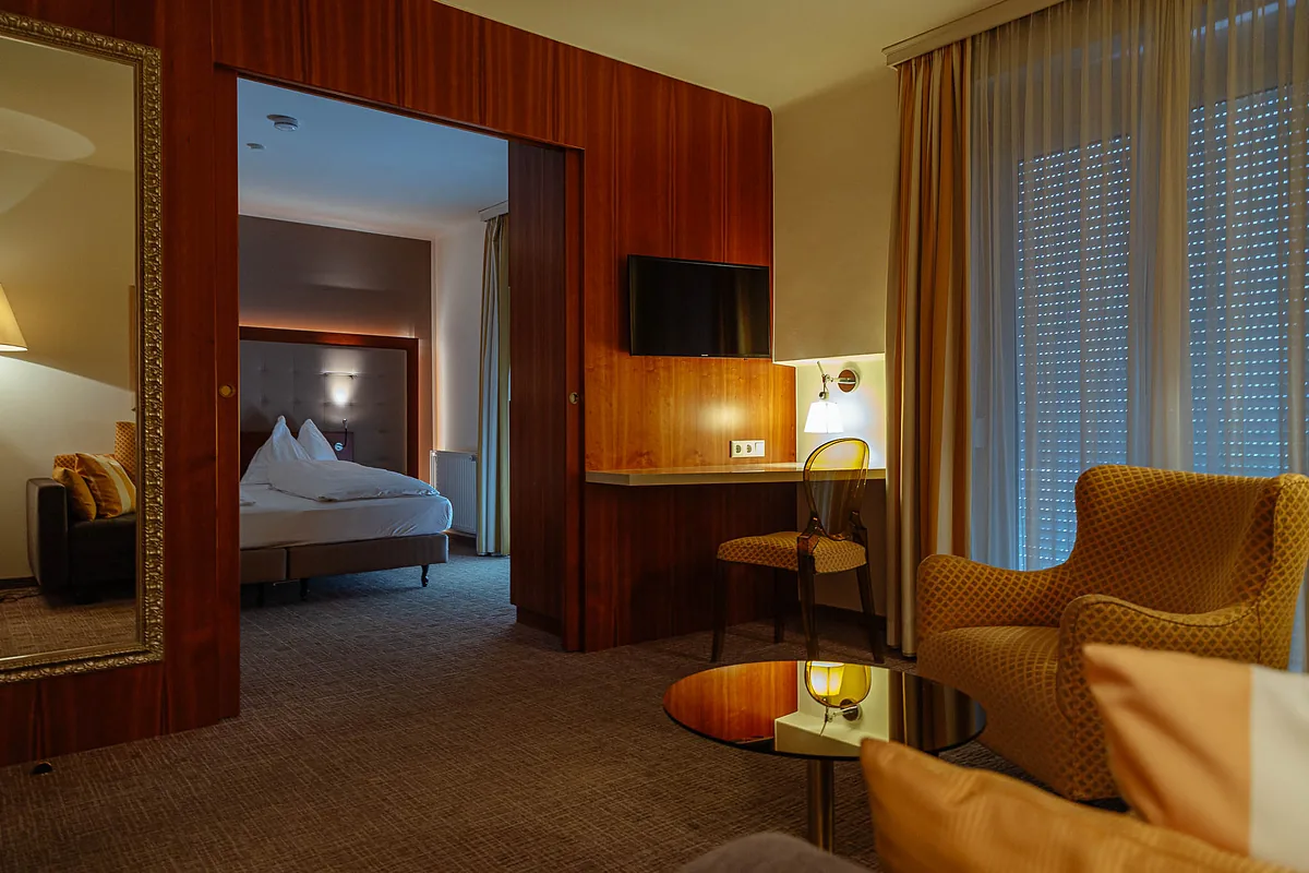 Soba z dnevnim delom v hotelu Goritschniggs Hotel